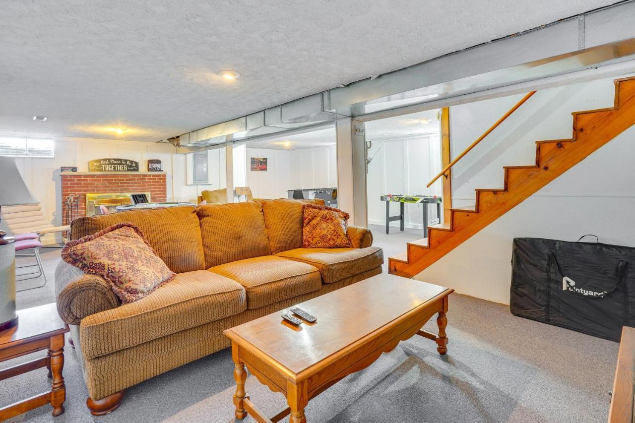 Villa Hocking Hills Hideaway With Hot Tub And Fire Pit! à Logan Extérieur photo